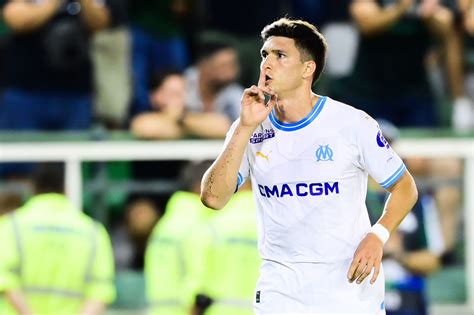 OM : Leonardo Balerdi rétrogradé ? Le nouveau capitaine de Marseille ...