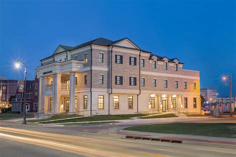 Lambda Chi Alpha Fraternity House — Willowbrook
