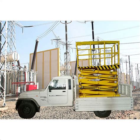 Vehicle Mounted Scissor Lift Manufacturer in Pune,Vehicle Mounted ...