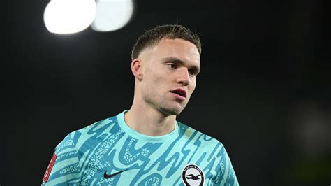 Bart Verbruggen responds to Bayern Munich transfer rumours as Brighton ...