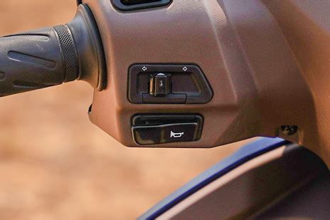 Suzuki Access 125 Exterior Images Gallery | Meghdoot Suzuki