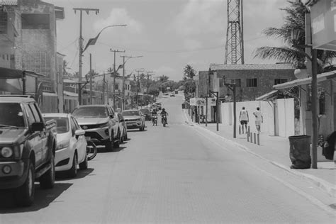 Par of People Walking 的图像结果