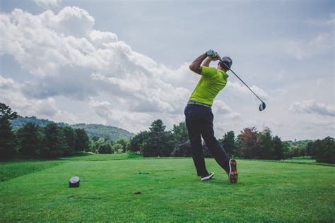 Le golf, un sport à part entière ! - Blog Les Pyramides