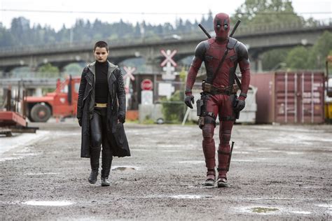 Download Wade Wilson Movie Deadpool HD Wallpaper