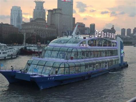Huangpu River Cruise - AI travel guide, photo tips, social media share ...