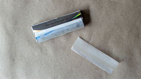 How to roll a joint | Popular Science