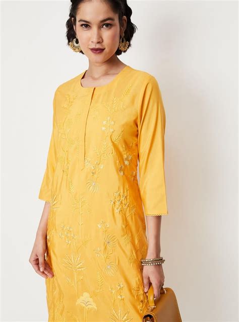 Buy Women Embroidered Straight Kurta Online at just Rs. 999.0 ...