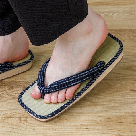 Traditional Japanese Sandals Made in Japan - Black Stripes – Asayu Japan