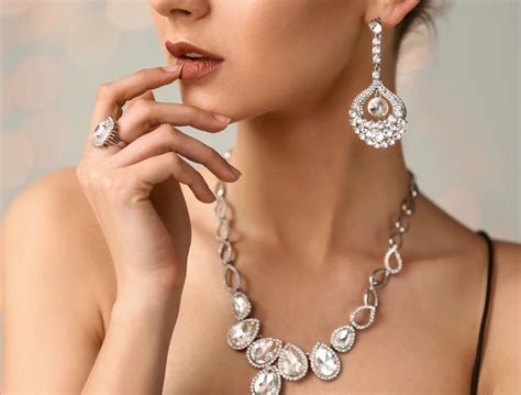 THE HISTORY AND MEANING BEHIND GEMSTONES – Luster Gems Mart