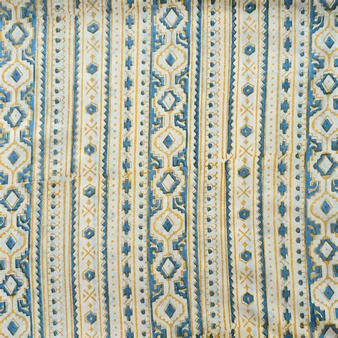 (PRE-CUT 2.35 METER) Pure Cotton Discharge Off White With Dark Green T ...