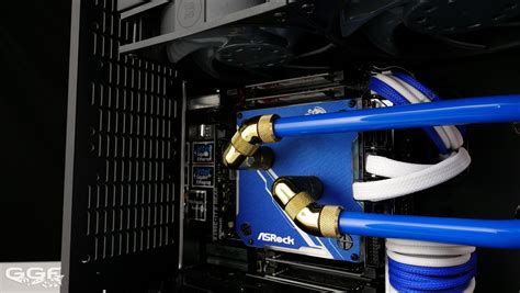 Mini-ITX Build 的图像结果