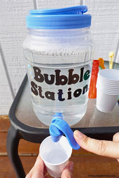 DIY Bubble Solution 的图像结果
