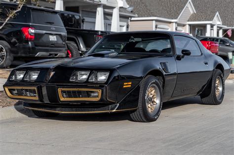 Pontiac Firebird 1980 This 1980 Trans Am Flexes The Perfect Combo: One