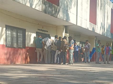 Entry ban on agent in RTO office, enforcement of collector's ...