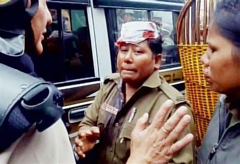 Darjeeling protests turn violent; 3 GJM supporters killed in firing ...