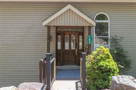Pocono Mountains Vacation Rentals with a Hot Tub - Pennsylvania, United ...