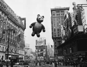 Attack of the Giant Balloons - The 1932 Macy’s Thanksgiving Day Parade ...