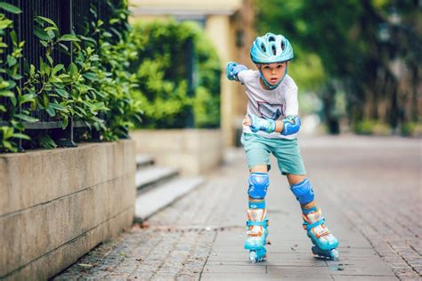轮滑小知识丨轮滑运动护具穿戴的重要性 | 瑞士 - Micro-Skate（迈古轮滑） - 官方网站