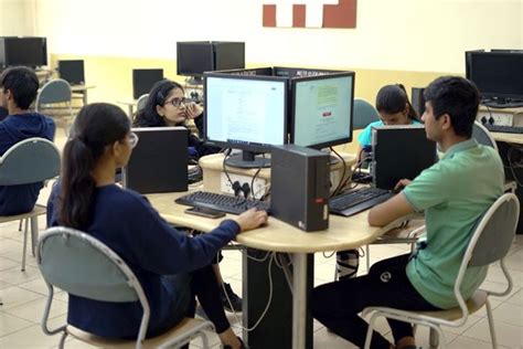 NIIT University Neemrana Campus: Photos, Virtual Tour