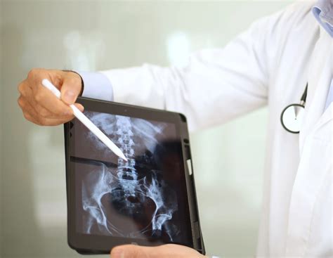 Medial Branch Block Injections in New Jersey | Gerling Spine Care and Research Institute