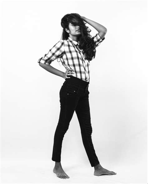 Full Body Portrait Photography Nature 的图像结果