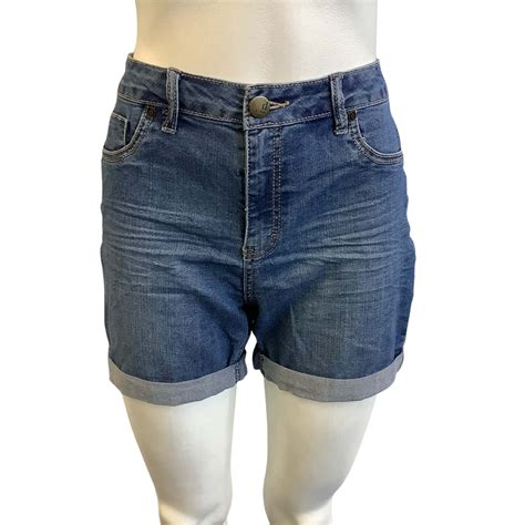 D. Jeans New York Women's Size 16 Denim Shorts Blue (s)