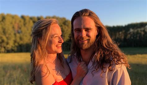 Shannon Mullane and Charlie Henry's Wedding Website