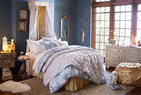 Pottery Barn's 'Harry Potter' collection sends kids to Hogwarts in ...