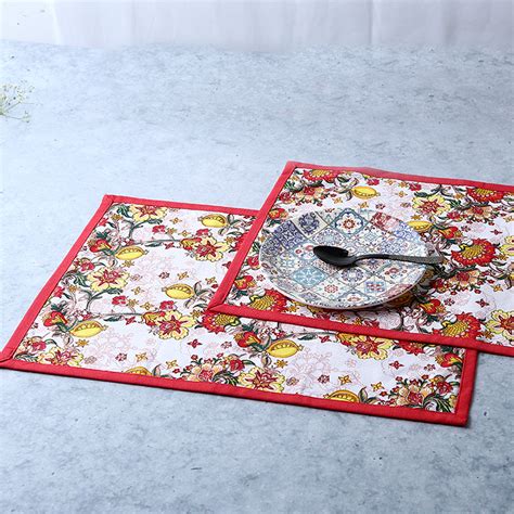 Como Table mats with floral prints - Red (Set of 6) – Wonderchef India