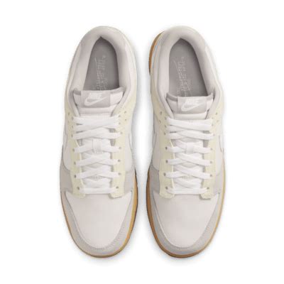 Nike Dunk Low Men's Shoes. Nike IN
