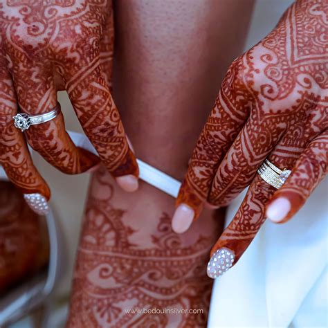 Symbolism of henna in body aesthetic from the Middle East and North Africa | by Sigrid van Roode ...