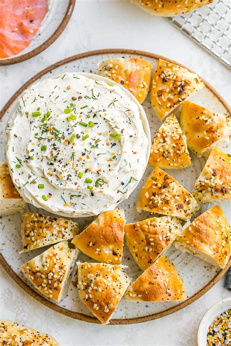 Easy Everything Bagel Dip Recipe
