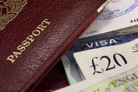 护照到期进行换发时，为什么护照号码会改变？ - 知乎