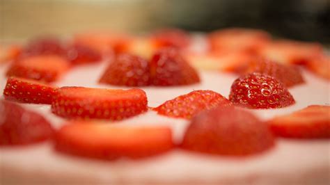 Wallpaper strawberry, cake, strawberry cake, dessert hd, picture, image