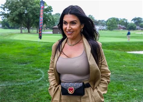 ESPN Host Molly Qerim Posted A Jaw-Dropping Swimsuit Photo - The Spun