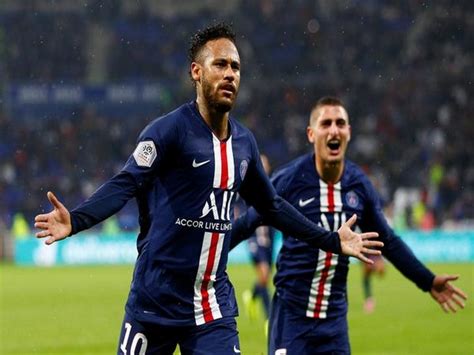 PSG improving level with every game, says Neymar