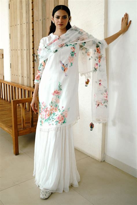 Buy Wabi Sabi Ivory Hand Painted Kurta Set For Women Online Available ...