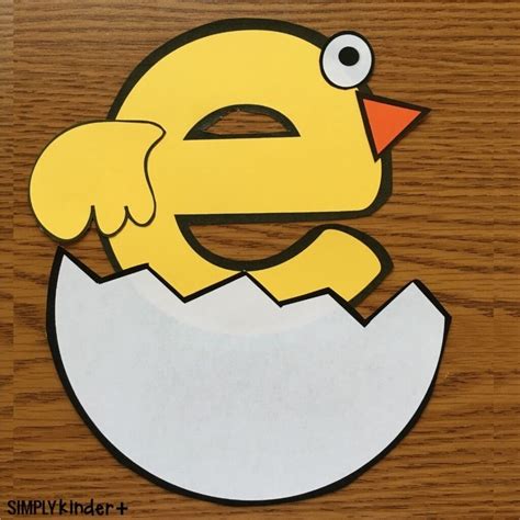 Lowercase Letter E Alphabet Craft - Simply Kinder + Printable Membership