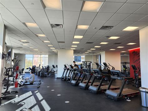 Silver Spring Recreation and Aquatic Center