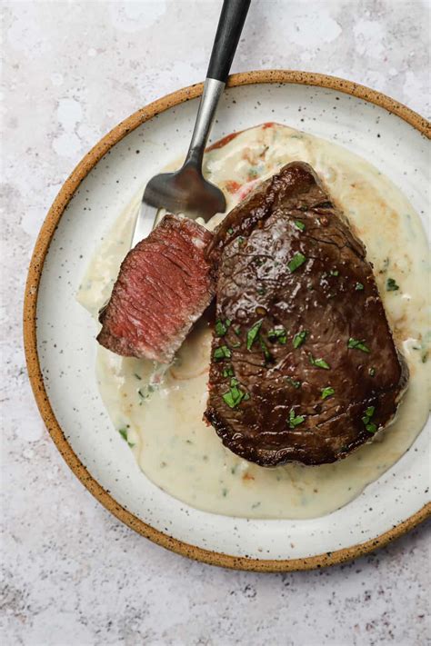 How To Reverse Sear Filet Mignon (Easy Guide) - Well Seasoned Studio