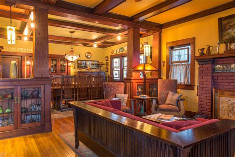 Small Craftsman Bungalow Interior Designs