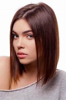 frisuren bob lang langer bob mit mittelscheitel sleeklook bob frisuren frisuren bob lang langer bob mit mittelscheitel sleeklook bob frisuren