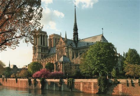 Notre-Dame Cathedral Wallpapers - Wallpaper Cave
