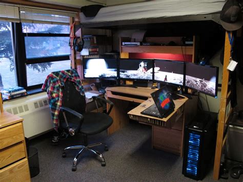 Ultimate Computer Setup Room