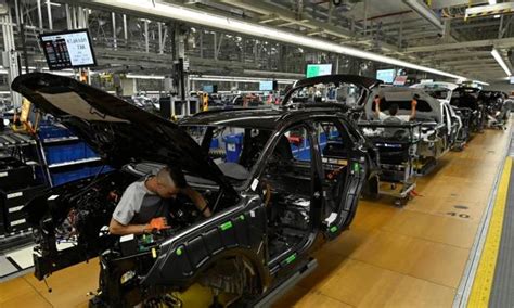 'Automotive component makers to register 10-12% revenue growth this year'