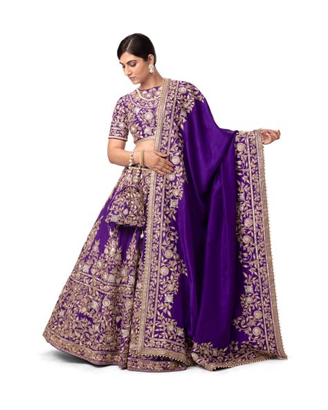 MARODI WORK LEHENGA WITH EMBROIDERED POTLI – Nidhitambi