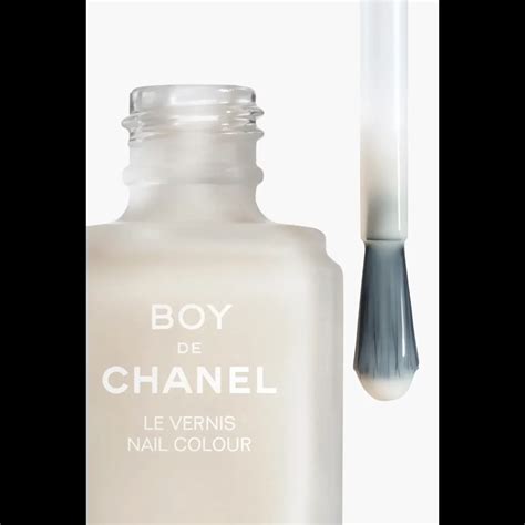 Boy De Chanel Le Vernis Nail Colour