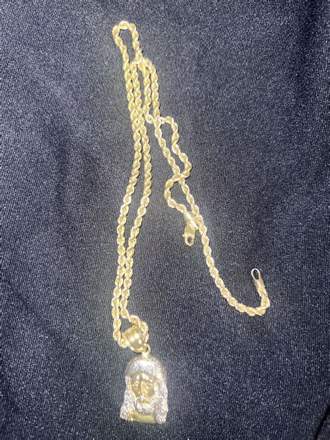 10k Gold Chain & 10k Pendant for Sale in Bakersfield, CA - OfferUp