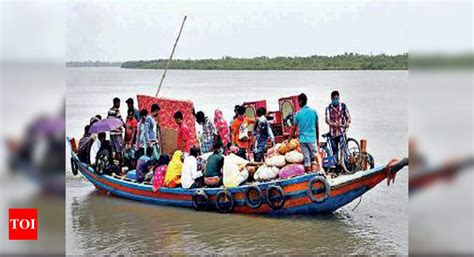 Tides eat up islands, West Bengals’s last coastal outposts abandoned ...