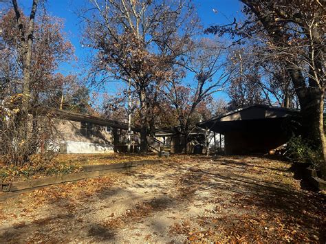 4019 Pinoak Road, Merriam Woods Village, MO 65740 | Zillow